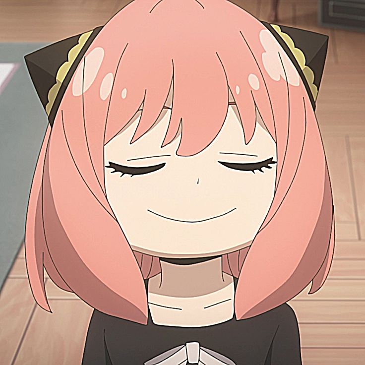 Anya với biểu cảm đắc ý dễ thương