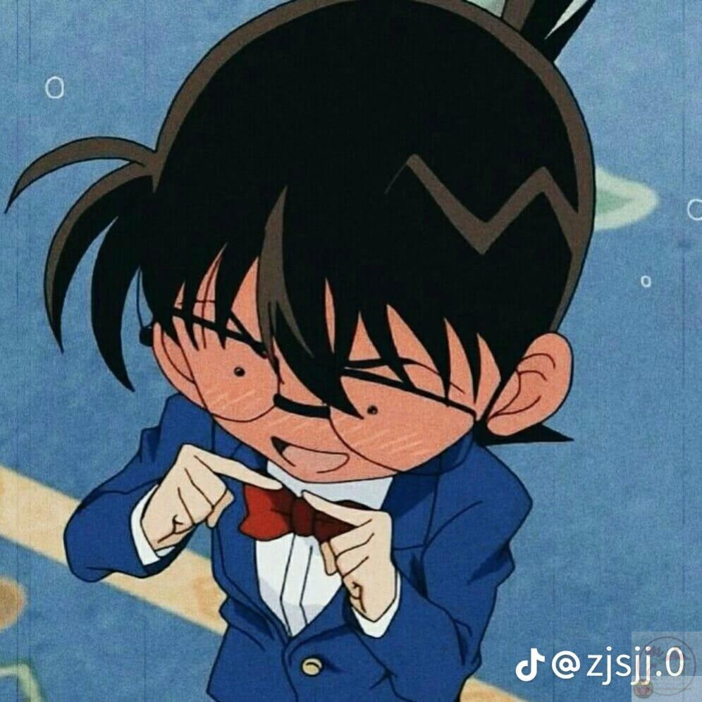 Ảnh Conan cầm ván trượt trở thành meme độc đáo