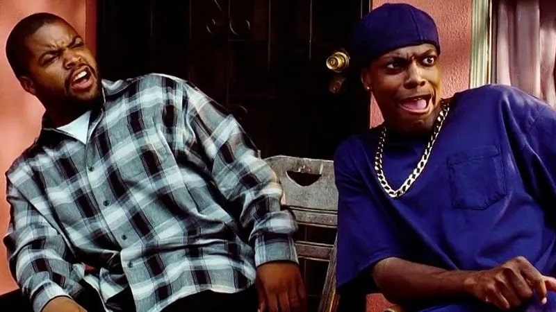 Ảnh meme chó mèo cười đểu.