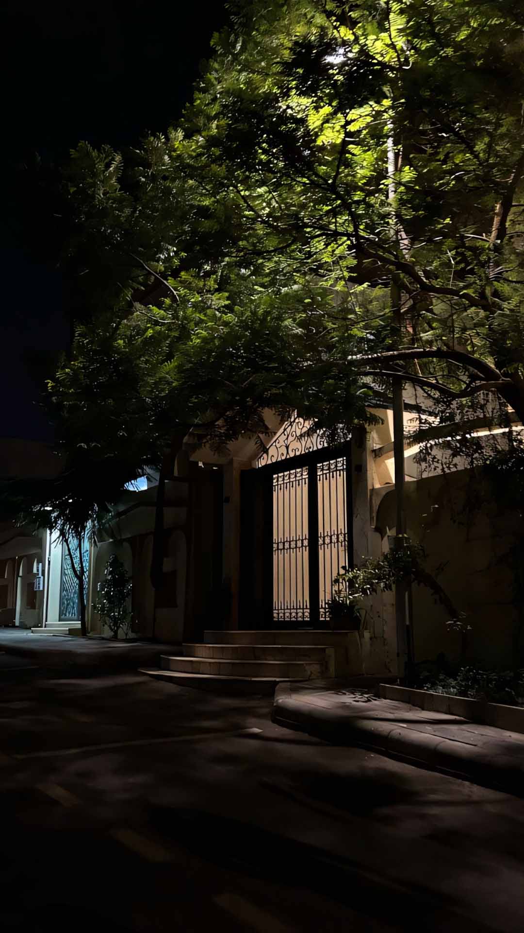 anh story tam trang 1920px 1080px full hd 13