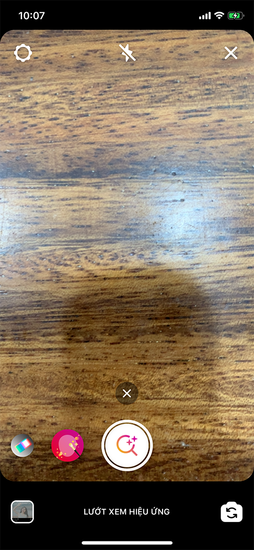 Cách chụp ảnh hiệu ứng chu môi, chu mỏ trên Instagram