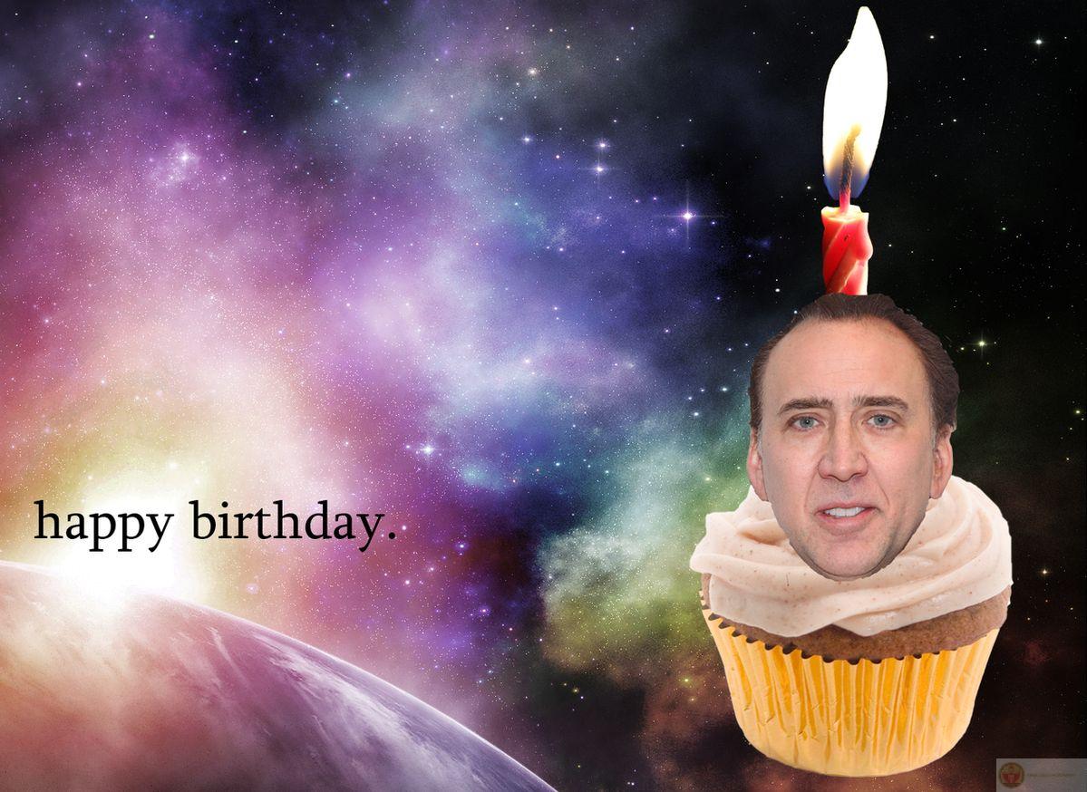 Bánh sinh nhật để ăn, mày để chửi