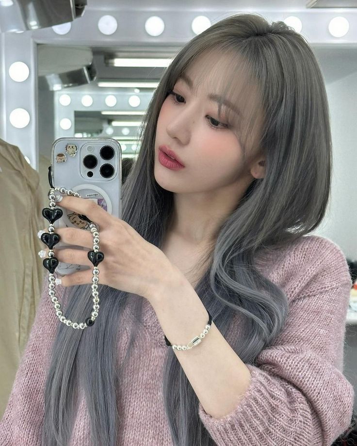 Đèn sáng, gương rõ, tâm hồn hơi lộn xộn tí thôi