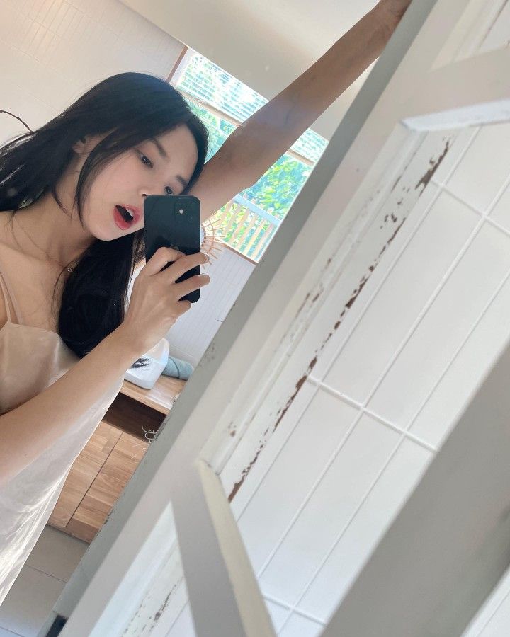 Mỗi lần đứng trước gương là một lần khám phá bản thân