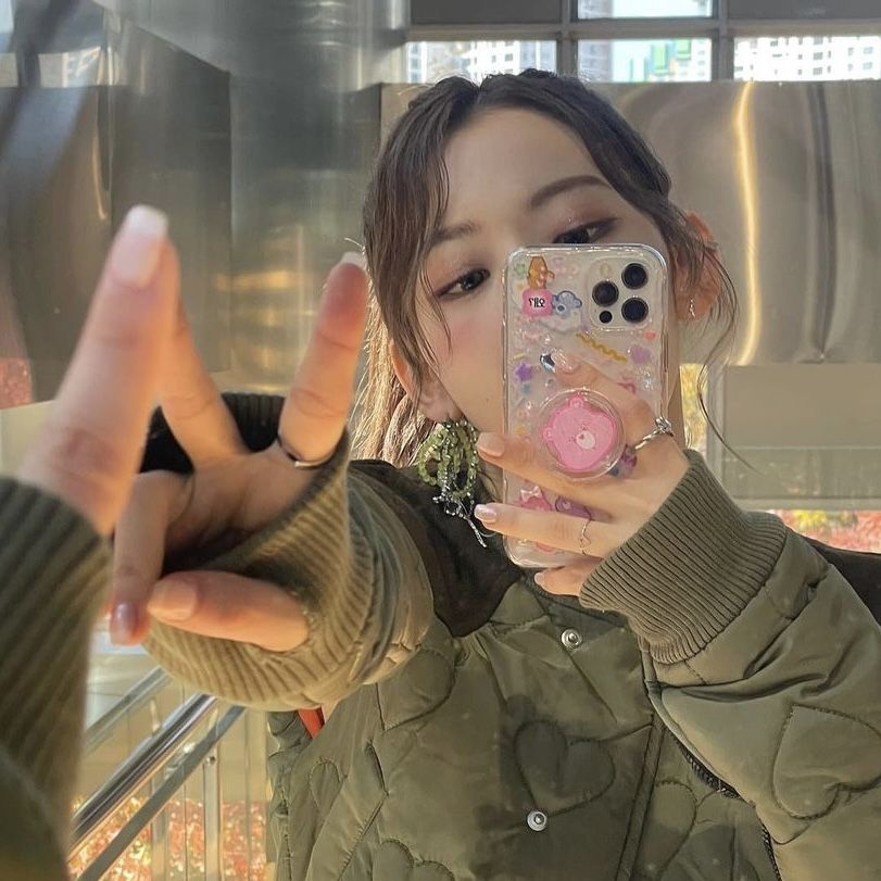 Có lúc chỉ cần nghiêng đầu là ra một ảnh đẹp