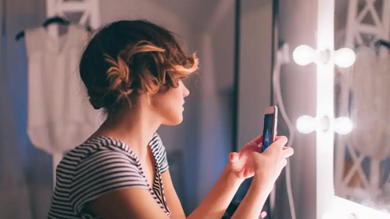 anh-chup-truoc-guong-8