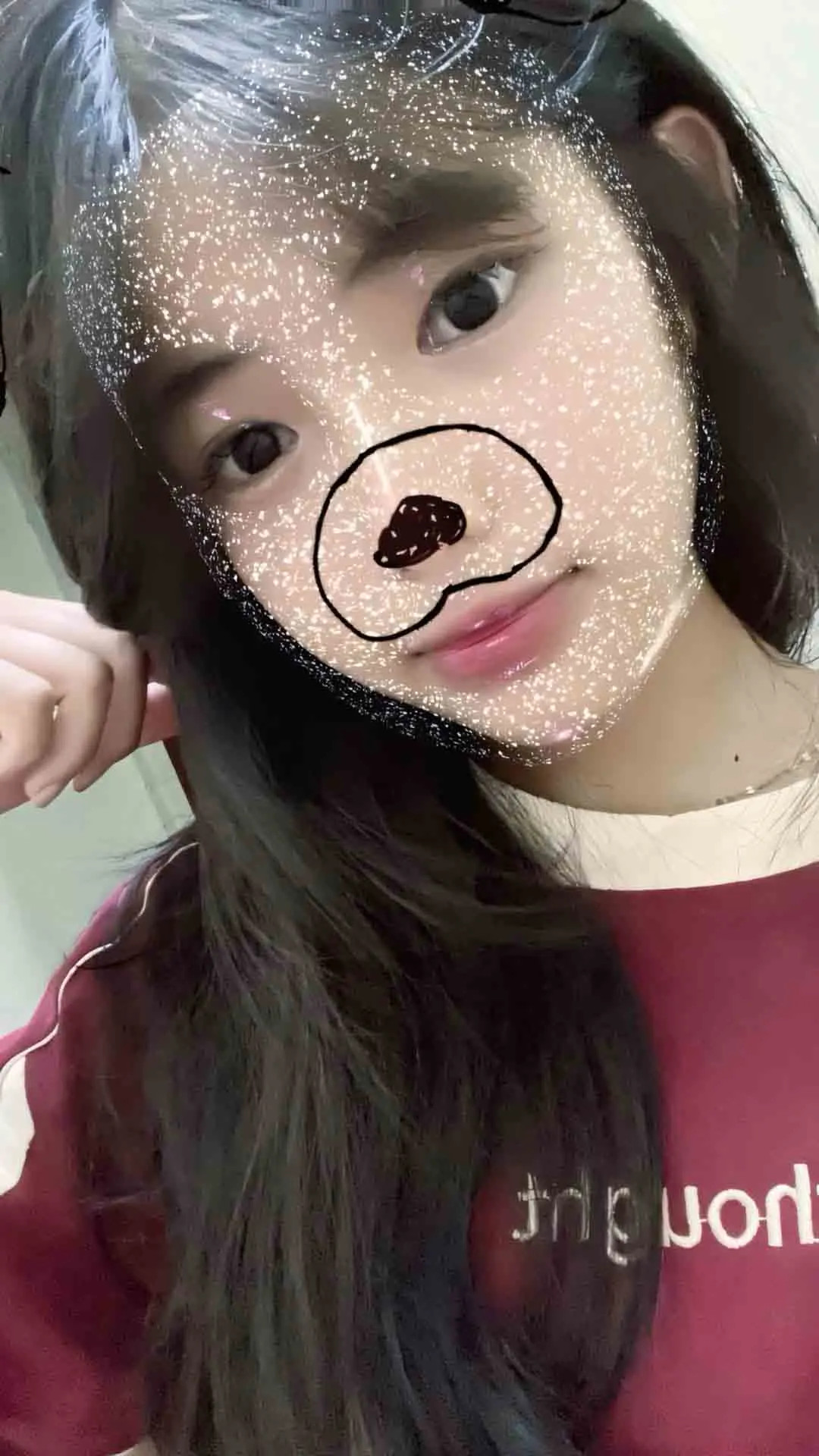 Nữ sinh 2010 rạng rỡ, biểu tượng của thế hệ Z