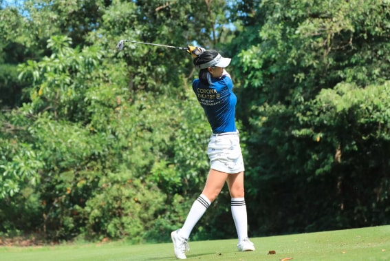 hoa khoi bong chuyen kim hue tha dang sexy ben be boi hinh 7