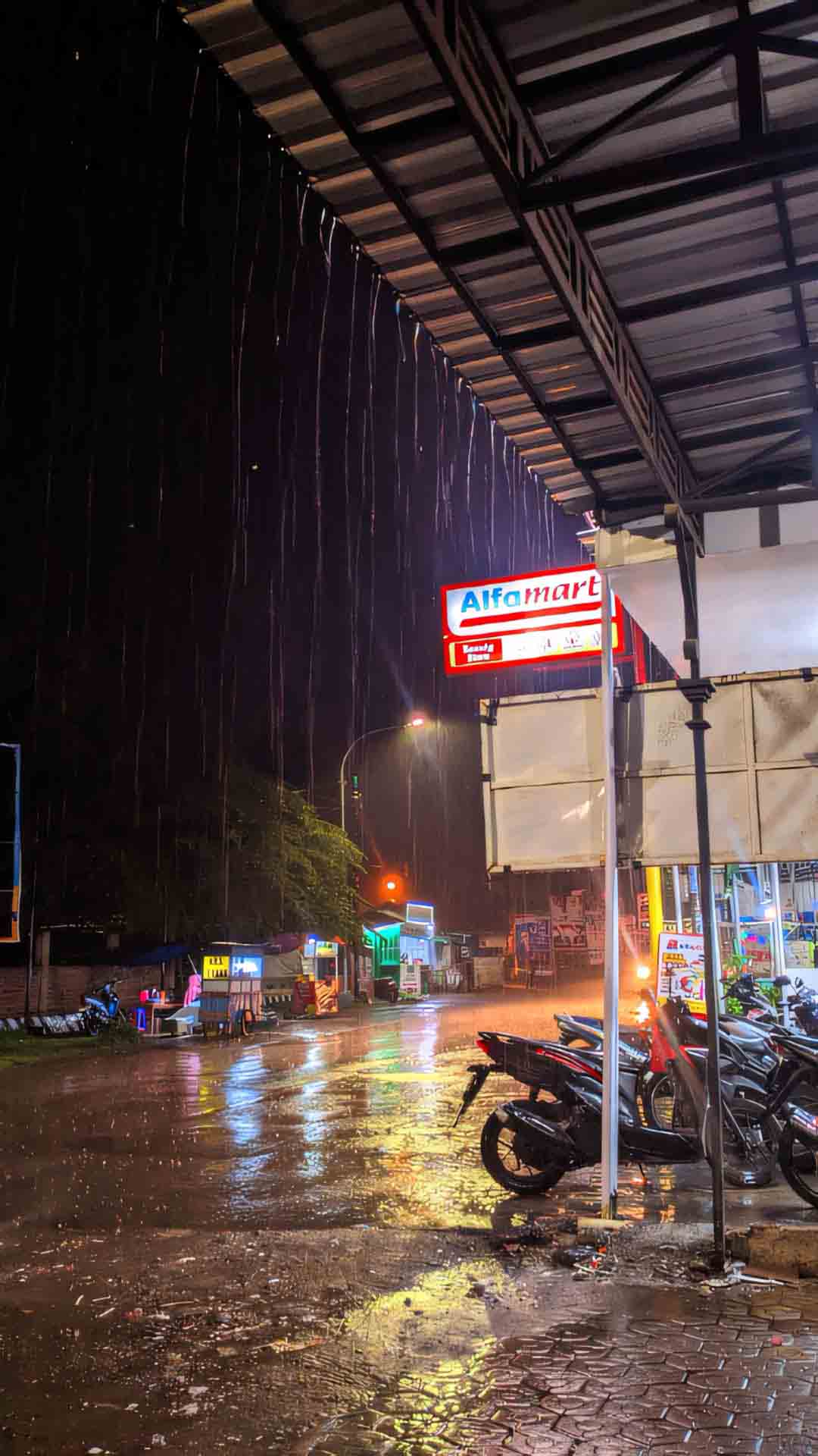 tam trang hinh anh mua buon tren pho 1920px 1080px full hd 10