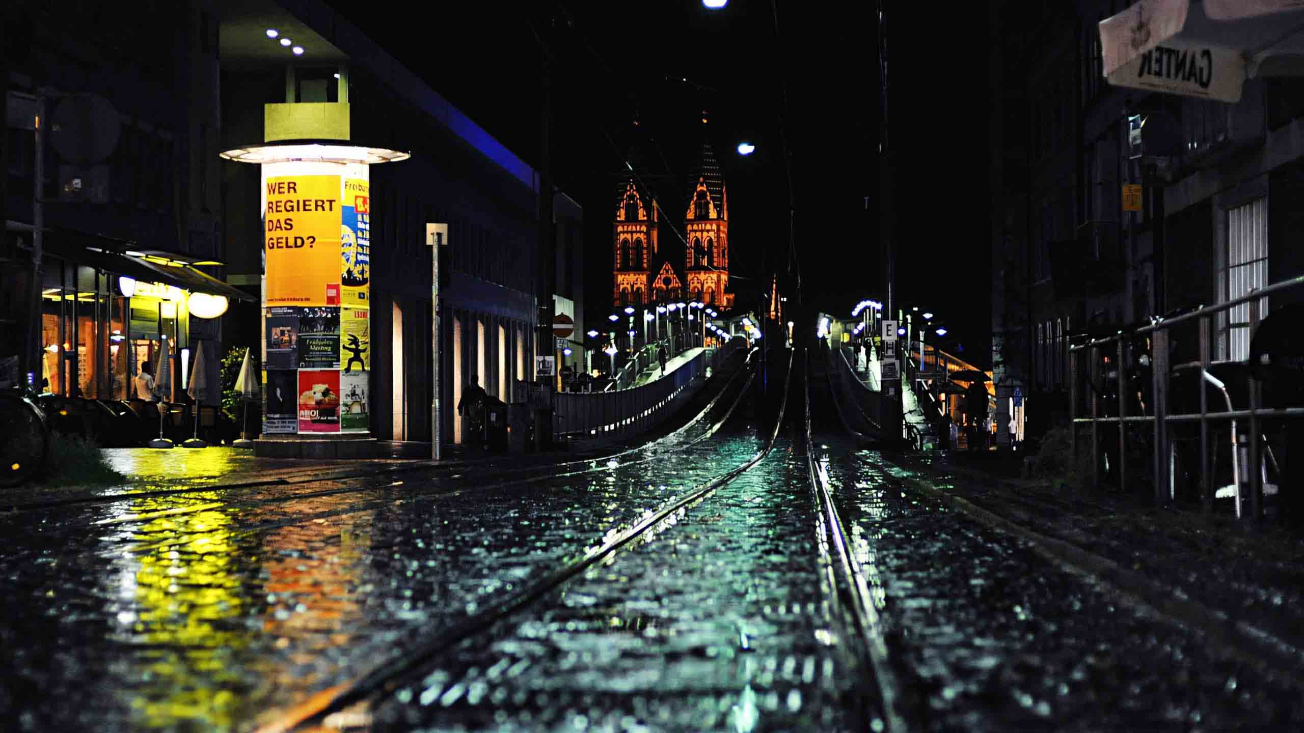 con mua dem hinh anh mua buon tren pho 2560px 1440px 2k 10