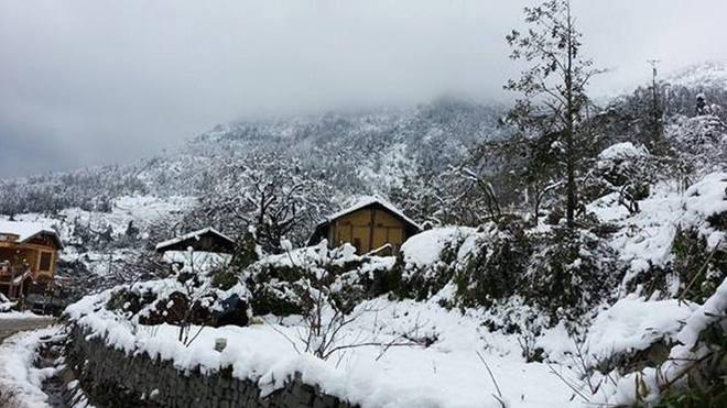 Toàn cảnh Sa Pa được bao phủ bởi tuyết như trời Âu thu nhỏ