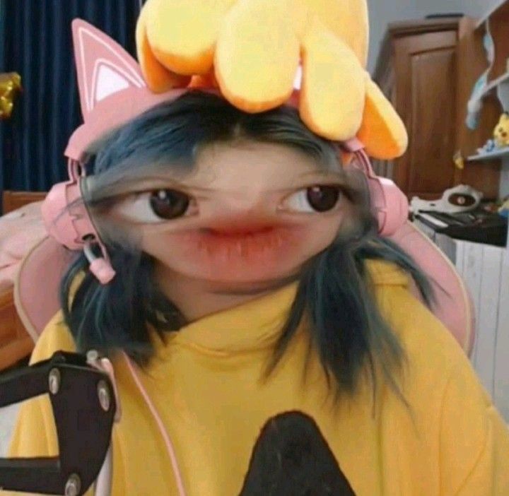 Ảnh Simmy cute luôn khiến fan phải xuýt xoa khen ngợi