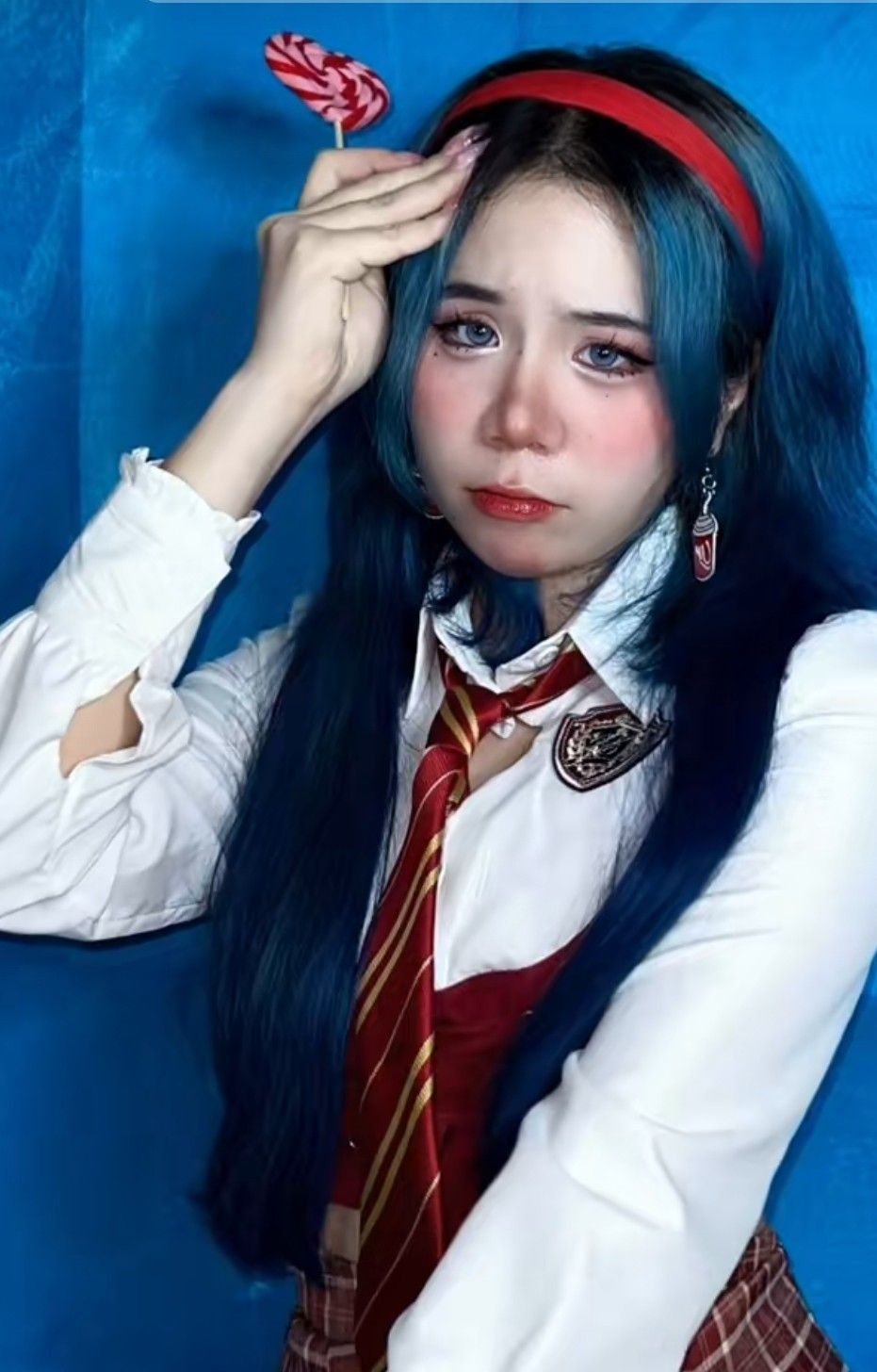 Ảnh Simmy cute phản ánh niềm vui trong từng khung hình