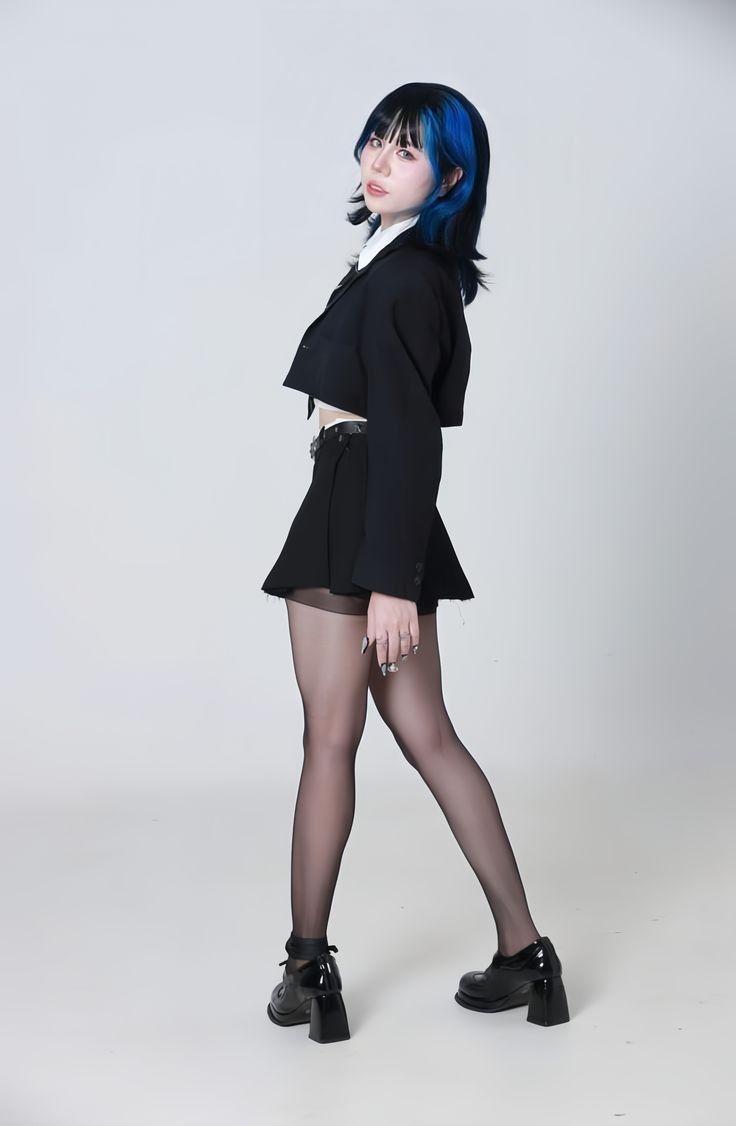 Mèo Simmy là ai mà được gọi là nữ thần Hero Team