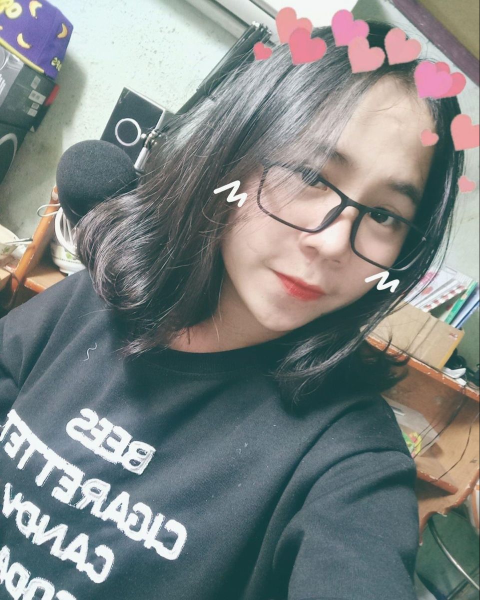 Ảnh Simmy hiếm giúp fan thấy được khoảnh khắc đời thường