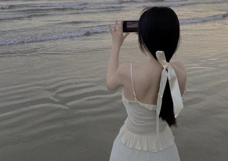 Chỉ cần đứng quay lưng, mọi thứ trở nên yên ả