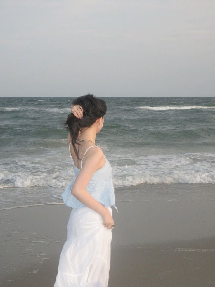 Biển là bạn đồng hành tuyệt vời của bức ảnh sau lưng