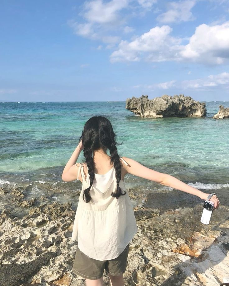 Ảnh quay lưng là khoảng trống dành cho tưởng tượng