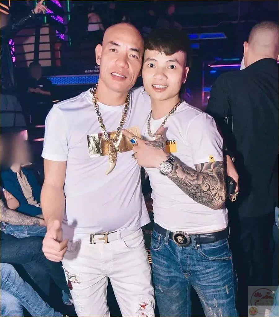 Khi sự dí dỏm xuất hiện thì không khí lập tức nhẹ nhàng hơn