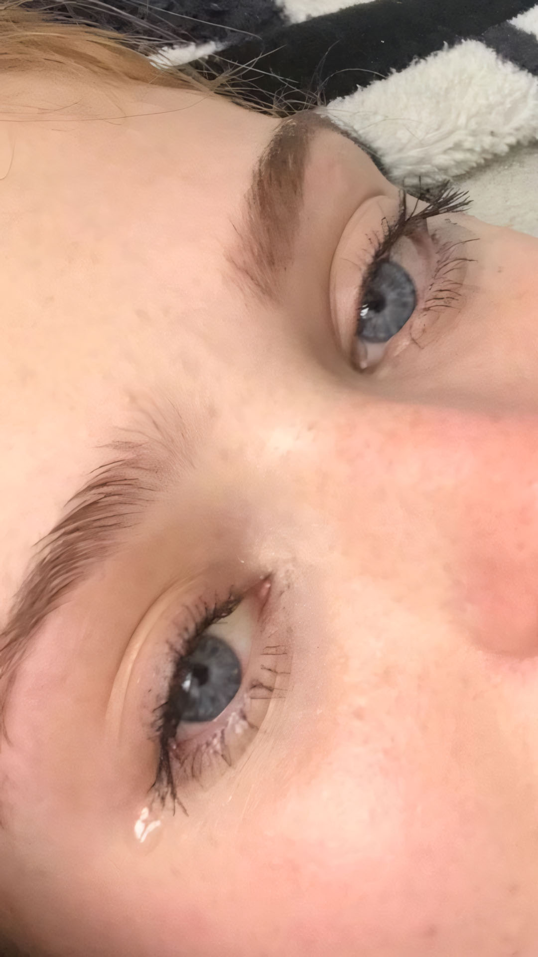 anh mat khoc 1920px 1080px full hd 39