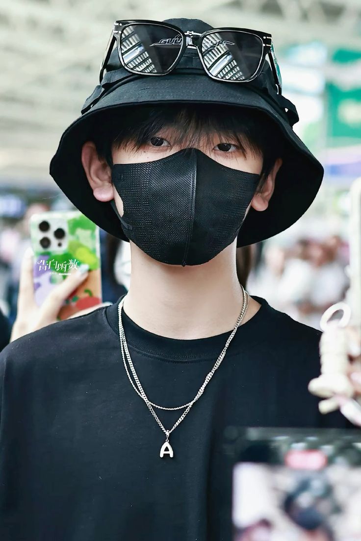 Ảnh trai đẹp 2010 gợi lại ký ức học trò trong sáng và đầy cảm xúc