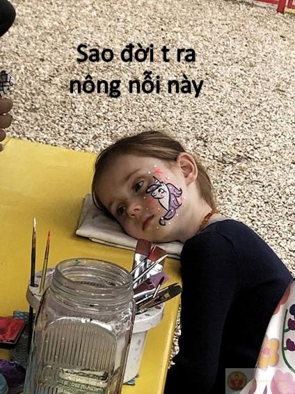 Mọi thứ vẫn diễn ra, chỉ là mình đứng yên