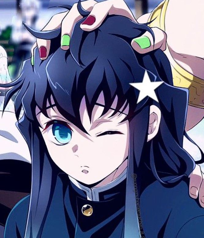 Biểu cảm nhí nhảnh của Muichirou khi bị bẹo đầu