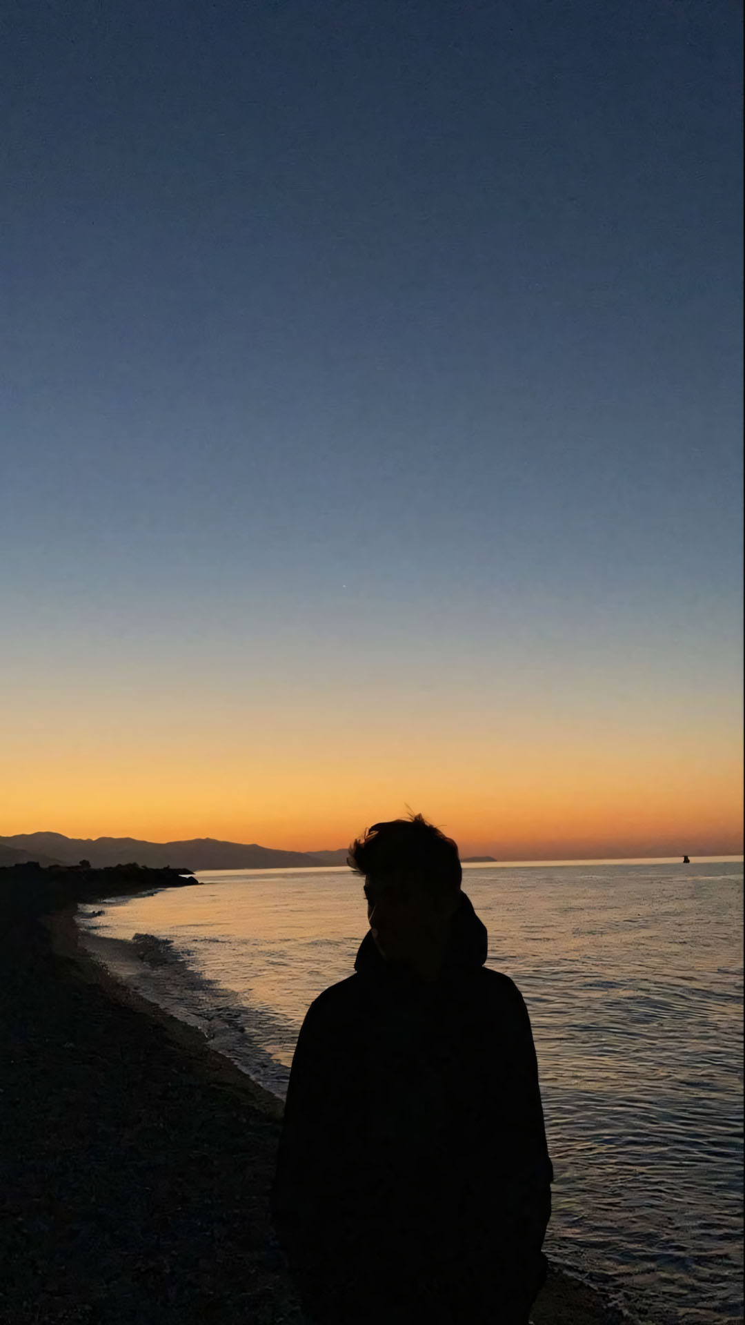 anh chup sau lung nam buon 1920px 1080px full hd 16