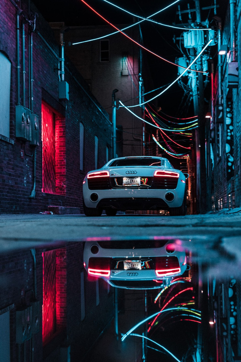 Hinh-nen-sieu-xe-o-to-dung-cai-lam-hinh-nen-dien-thoai