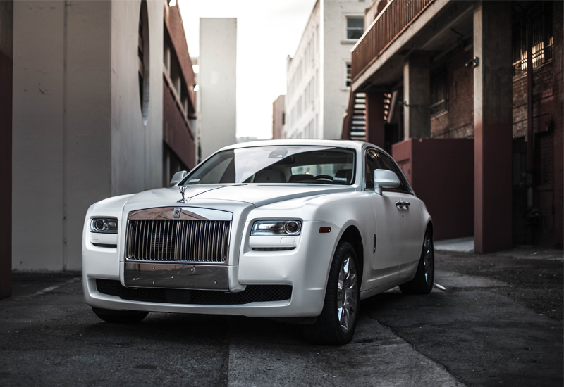 Hinh-nen-xe-o-to-sang-trong-nhat-hien-nay