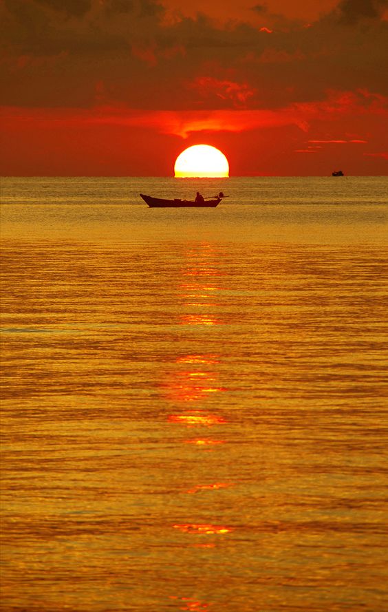 hình ảnh bầu trời bình minh