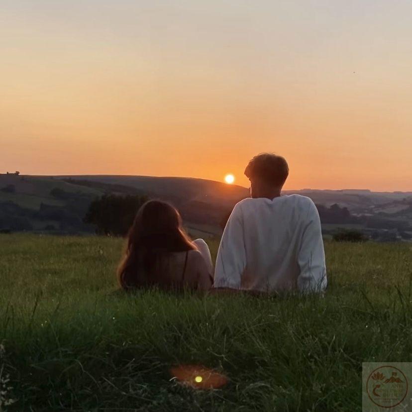 Thật khó phủ nhận rằng tình yêu đẹp nhất khi cùng nhau sẻ chia