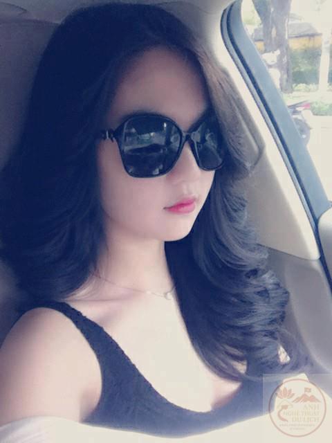 Hình ảnh ngày ấy toát lên nét đẹp giản dị và đầy trong trẻo