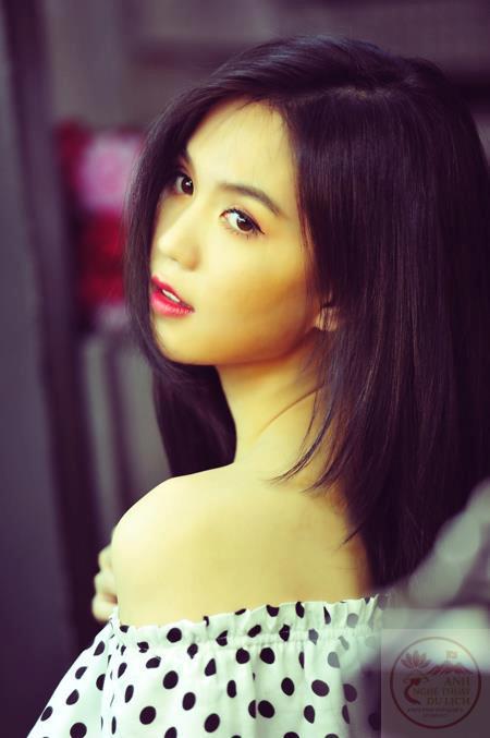 Người đẹp khi ấy thường chọn kiểu trang điểm nhẹ nhàng tinh tế