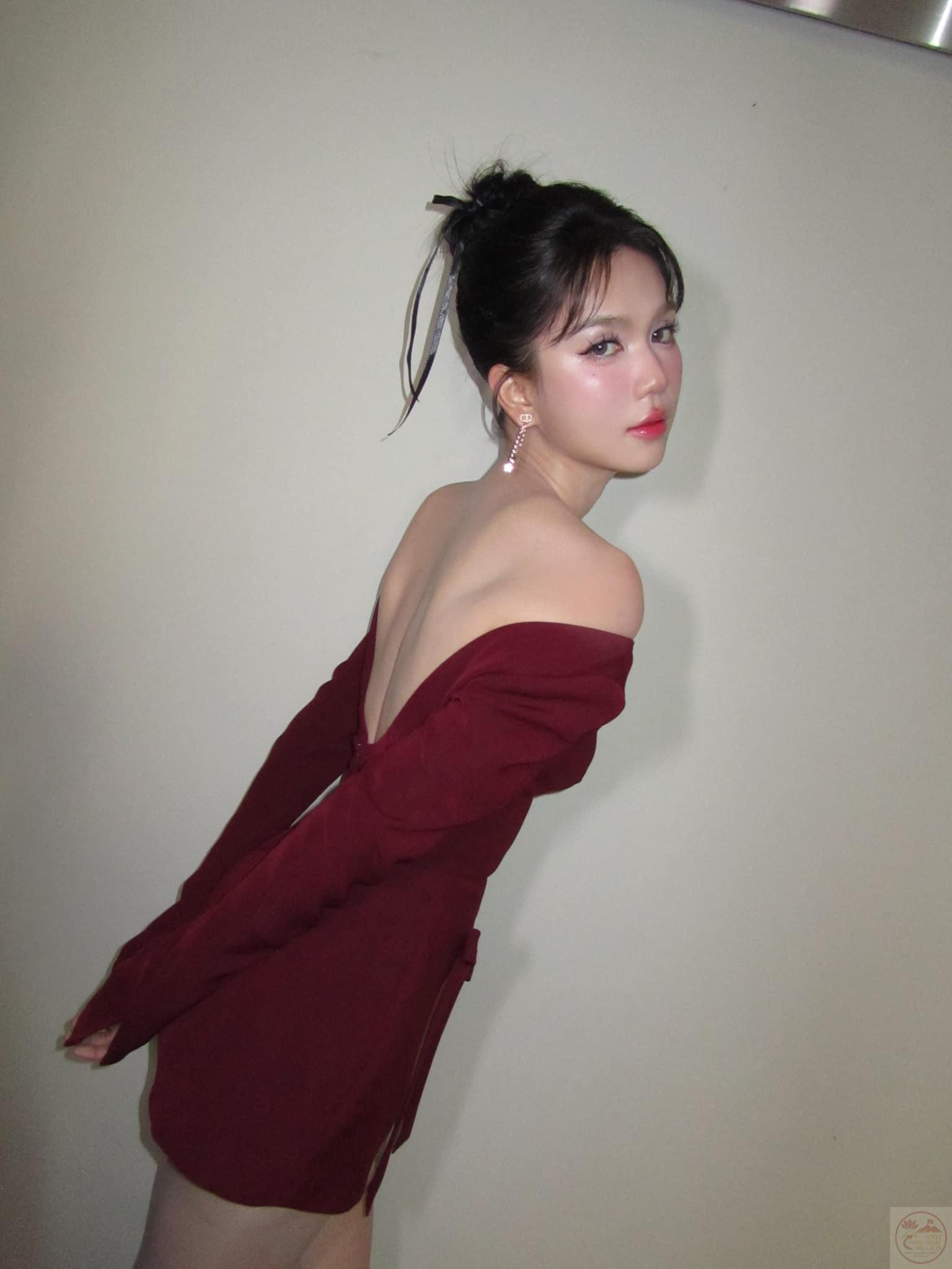 Người đẹp Trà Vinh giản dị nhưng cuốn hút trong khoảnh khắc đời thường