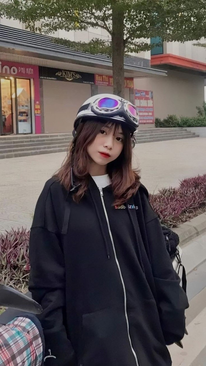 Gái xinh K10 cực dễ thương, thể hiện sự hồn nhiên