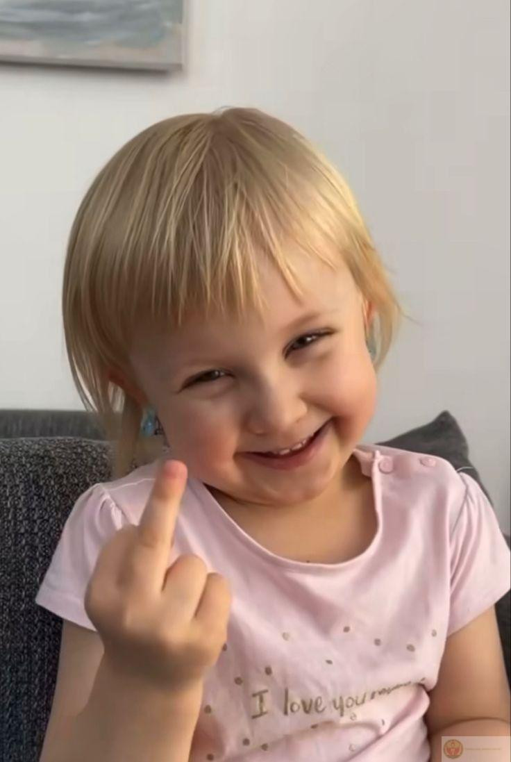 Chọn hình ảnh phắc diu ngầu theo ngữ cảnh để tối ưu giao tiếp