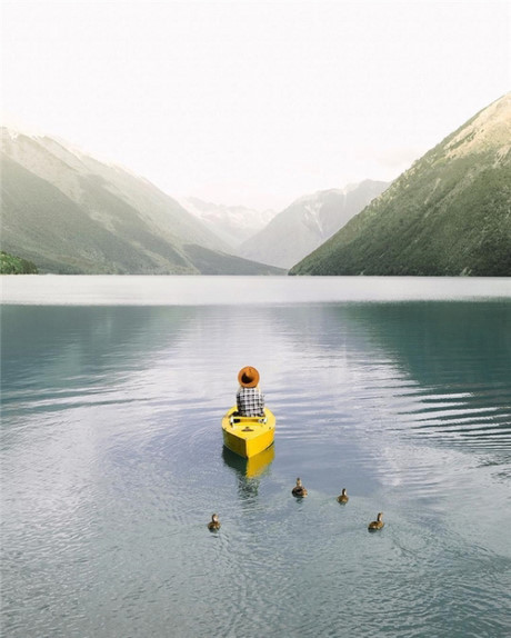 Bat ngo truoc dung nhan that cua co gai chuyen chup anh tu phia sau - Anh 16