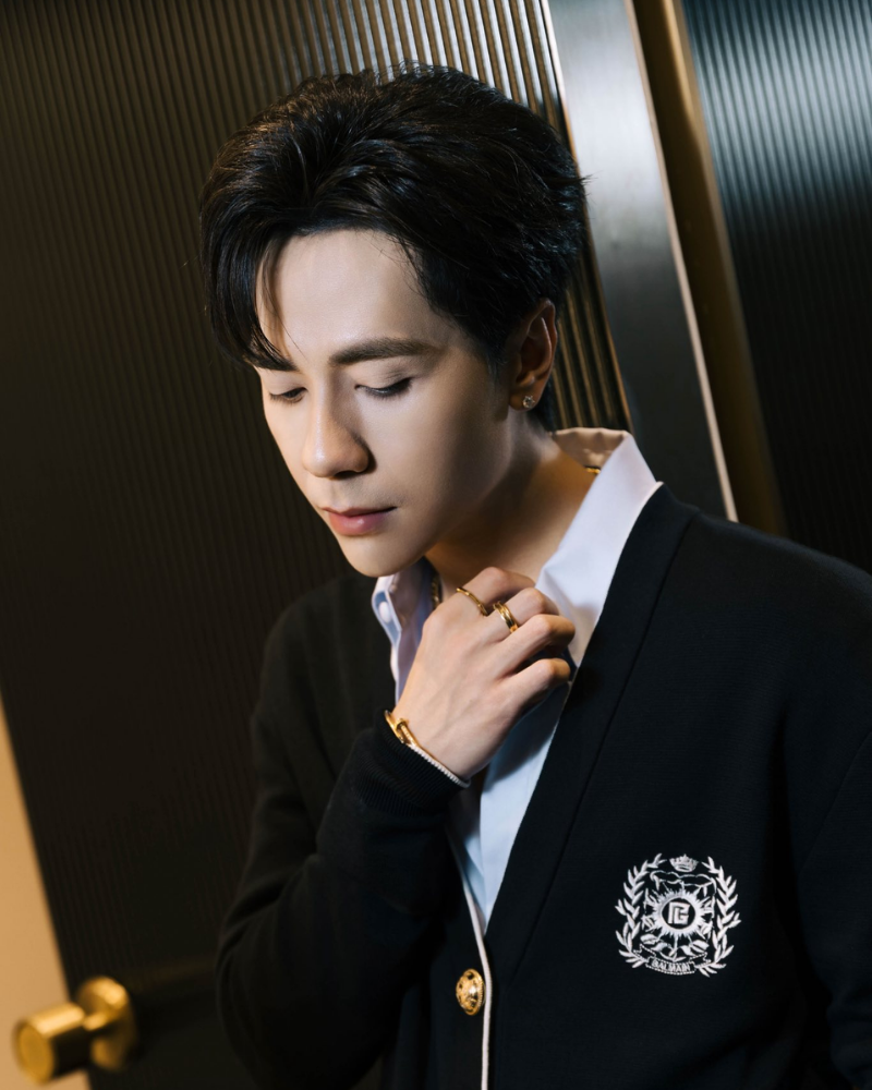 Đứng ngồi không yên với ảnh QH cool ngầu, lạnh lùng