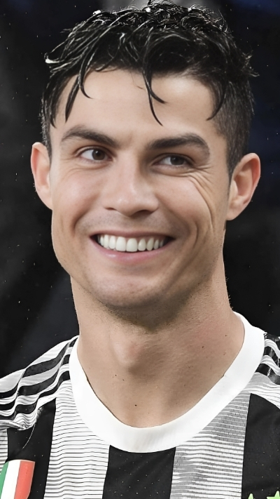 hình nền ronaldo cười tươi