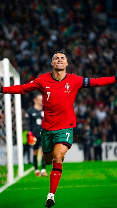 hình ảnh ronaldo ở câu lạc bộ trong nước