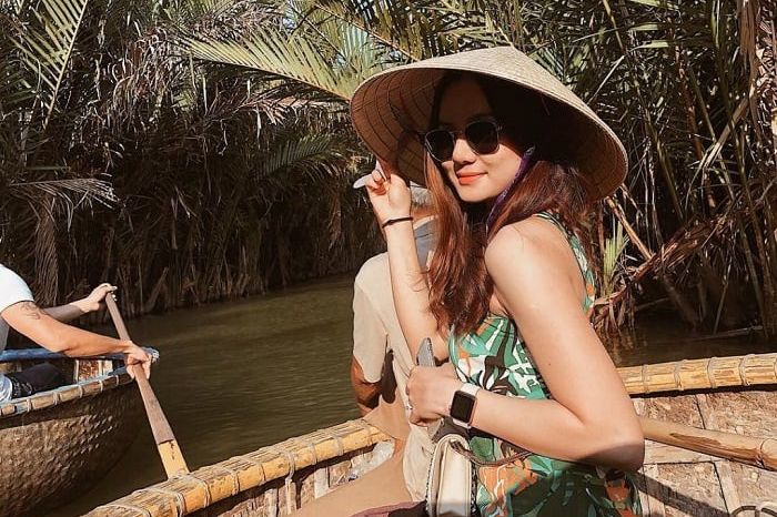 Chụp ảnh rừng dừa Bảy Mẫu