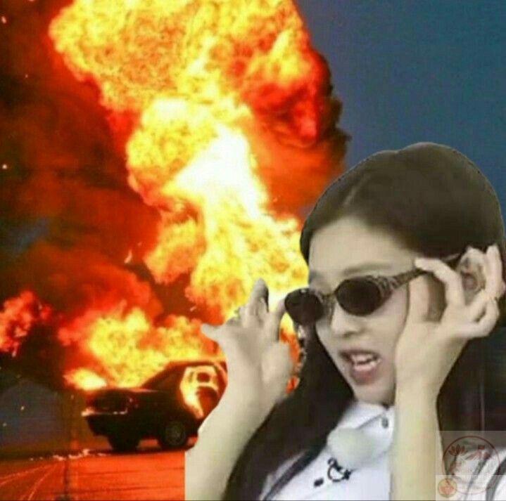 Sự kết hợp hoàn hảo giữa hài hước và thần thái tạo nên meme đỉnh