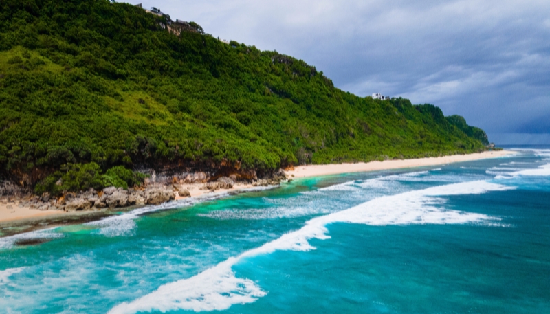 Hình nền bãi biển đẹp, chill cho máy tính