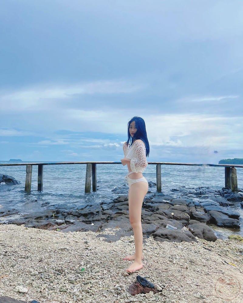 thảo lee mặc bikini 26