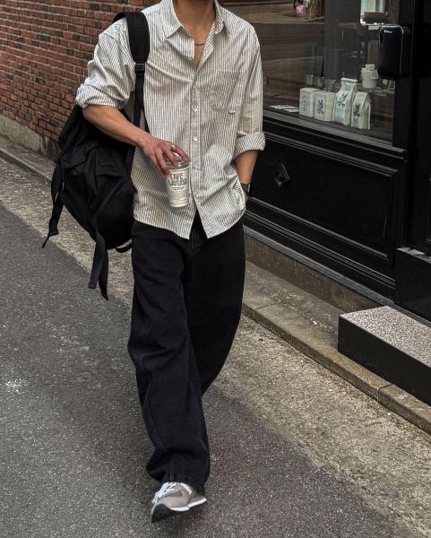 Boy phố với Sơ mi oversize