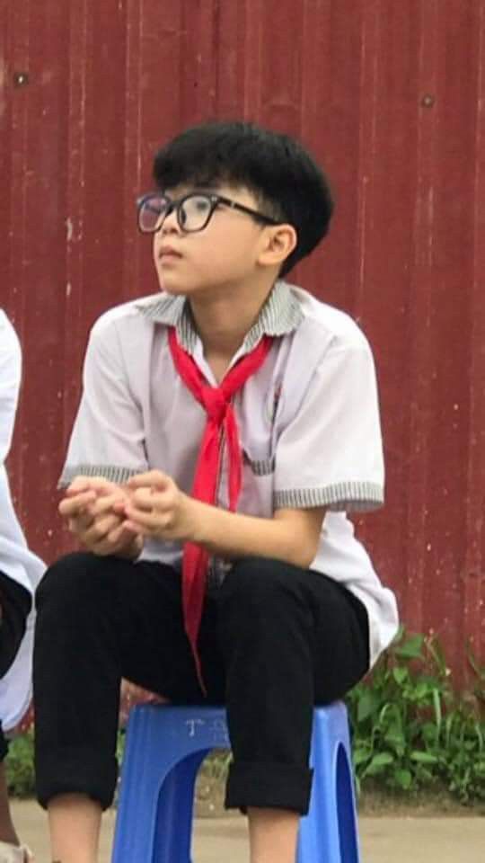 Bộ sưu tập ảnh con trai 12 tuổi mang lại những khoảnh khắc quen thuộc đầy ý nghĩa