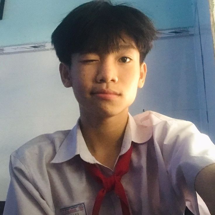 Hình ảnh trai đẹp 14 tuổi Việt Nam khiến người xem thích thú vì sự hồn nhiên