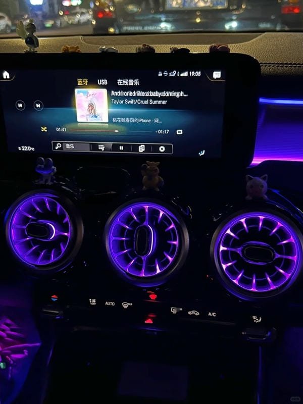 Hình Ảnh Ngồi Trên Xe Ô Tô Ban Đêm 15