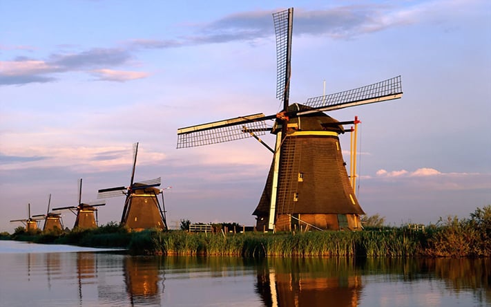 du-lịch-hà-lan-windmills-711